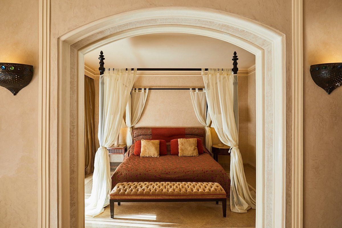 rooms-royal-suite-with-private-pool