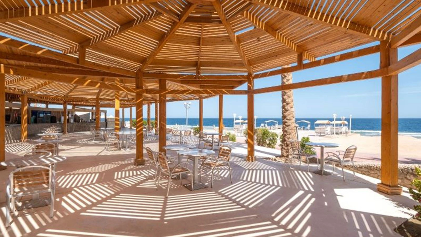 bars-sun-stone-beach--bar