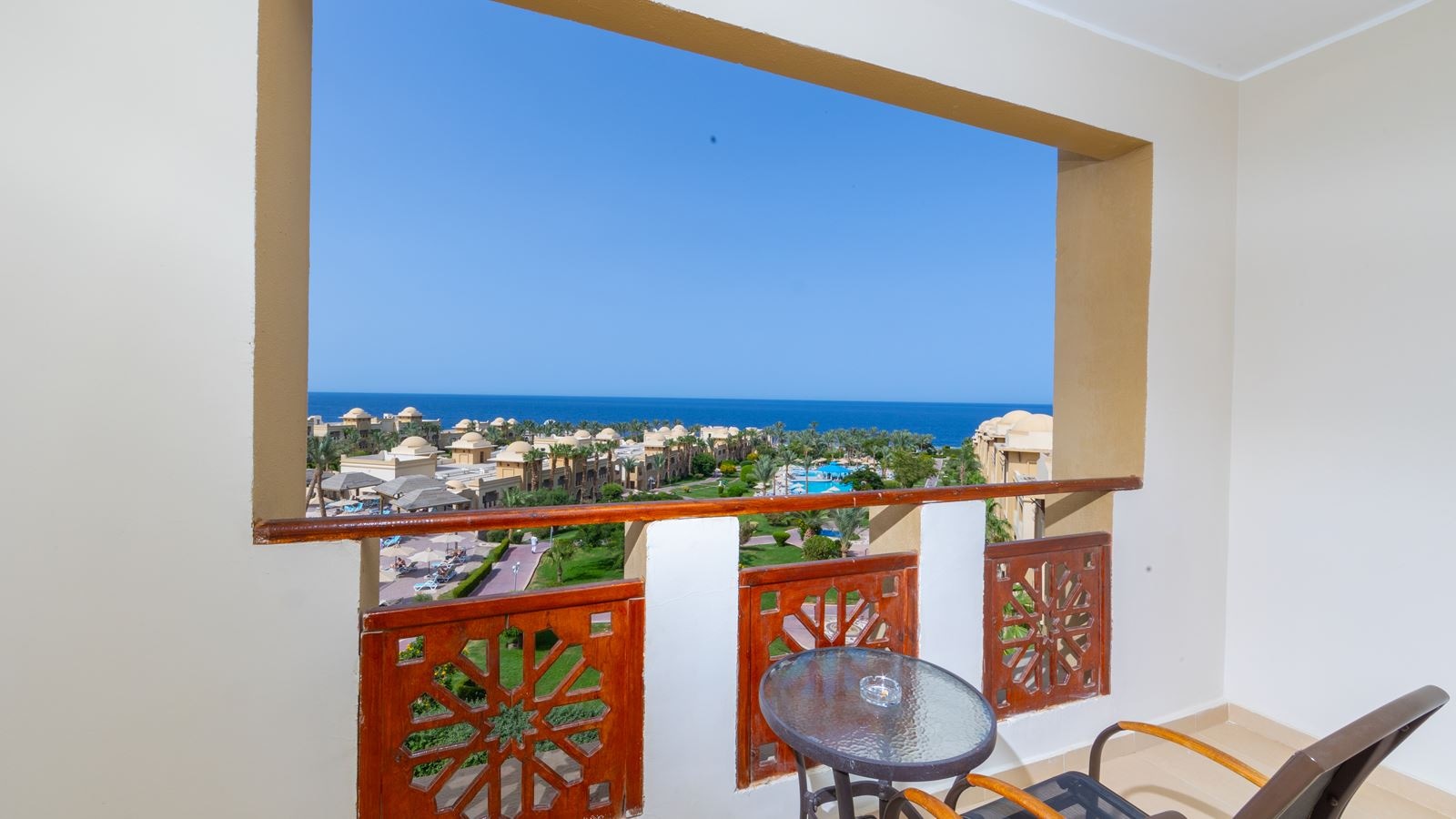 rooms-grand-club-executive--sea-view