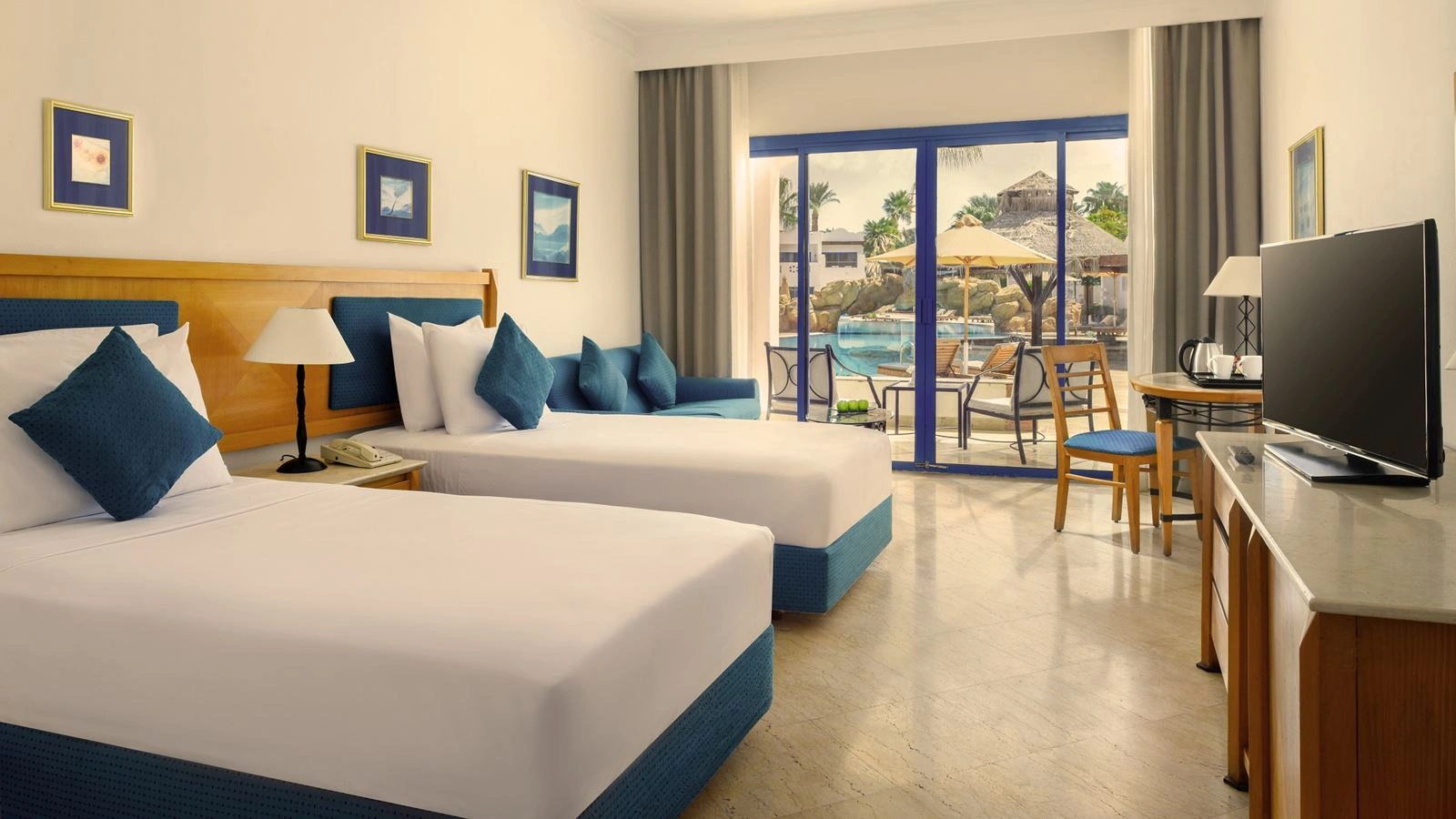 rooms-superior-pool-view