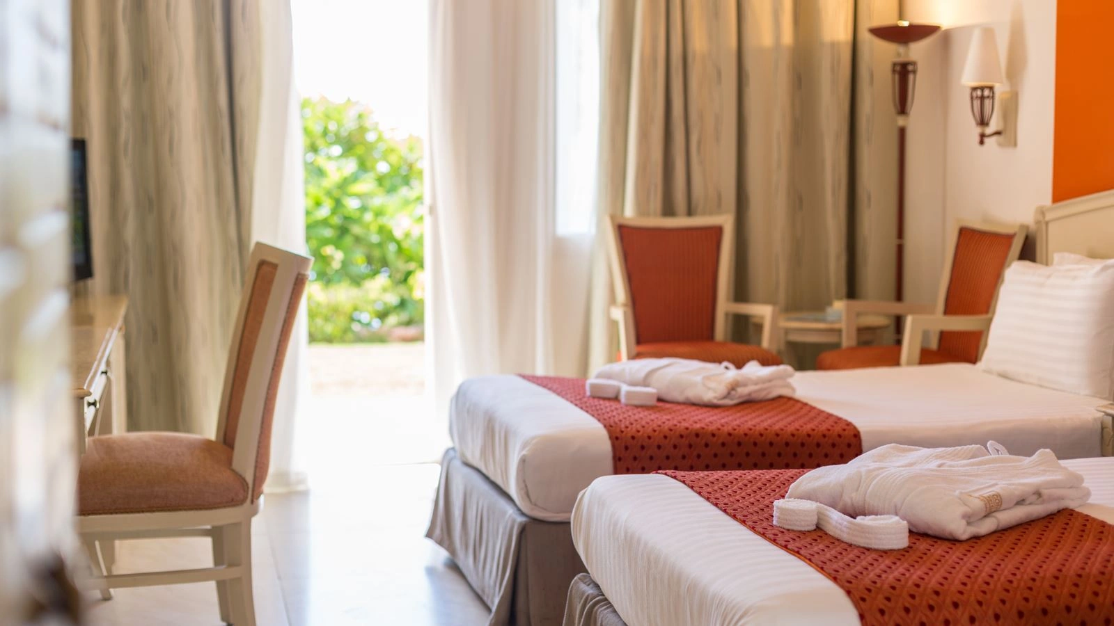 rooms-standard-garden-view-room