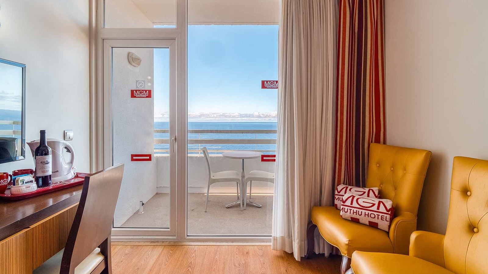rooms-standard-sea-view