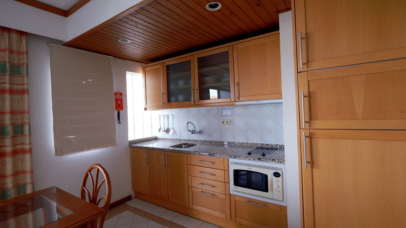 rooms-deluxe-one-bedroom-apartment