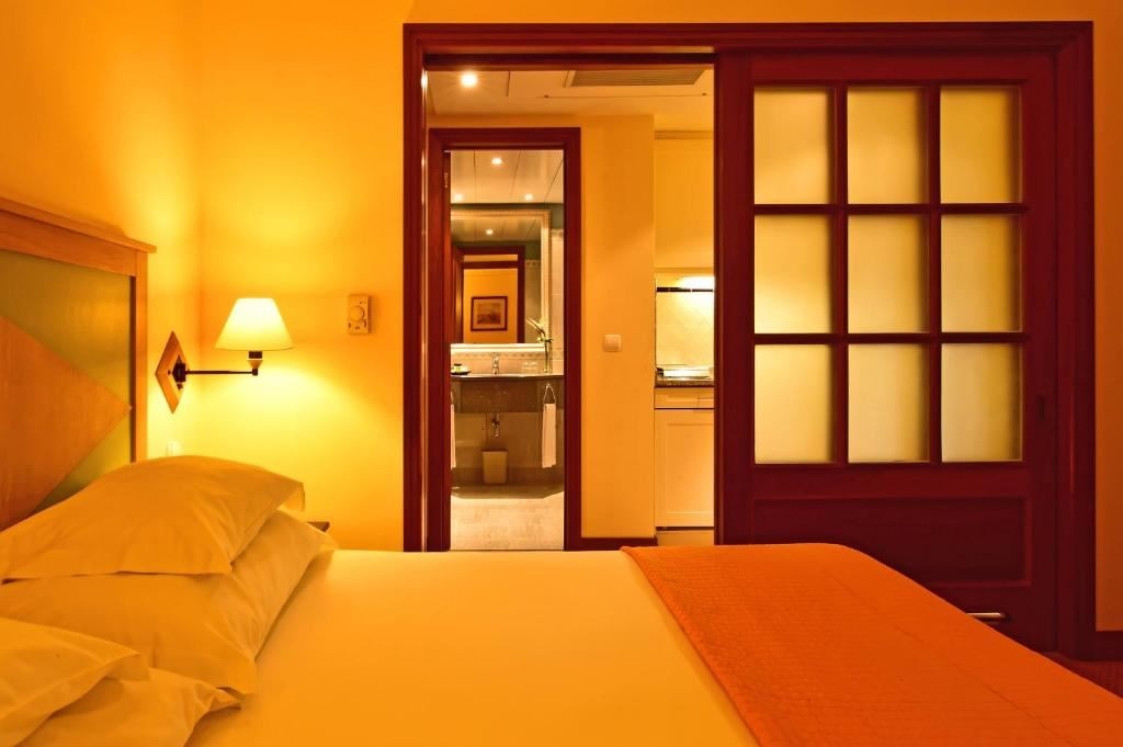 rooms-suite-miramar-double