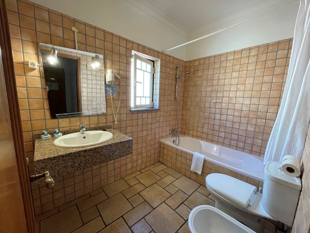 rooms-a2--2-bedroom-apartment