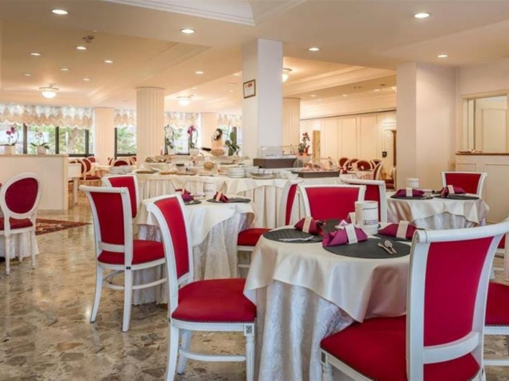 restaurants-breakfast-room