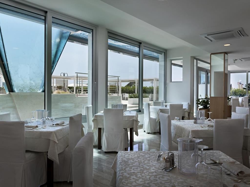 restaurants-restaurant