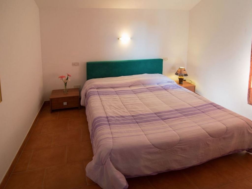 rooms-studio-garden-view-with-balcony-or-terrace