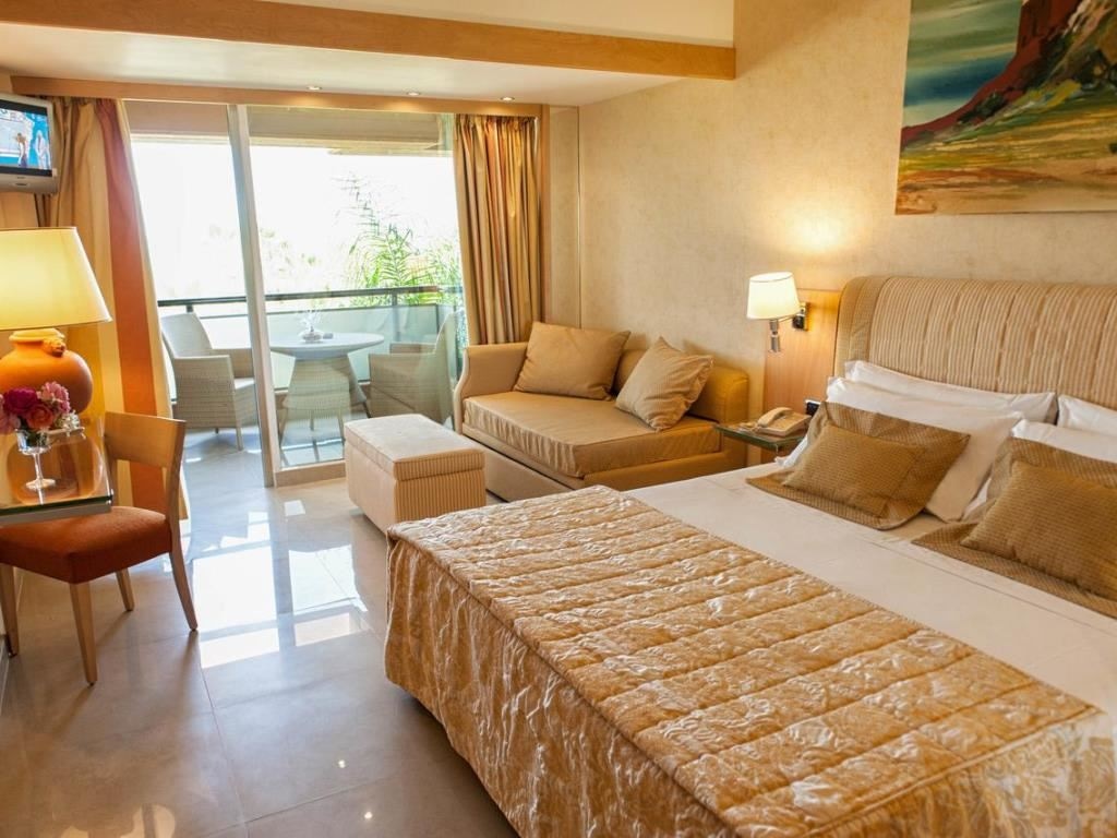 rooms-superior-room-sea-view-with-balcony-or-terrace