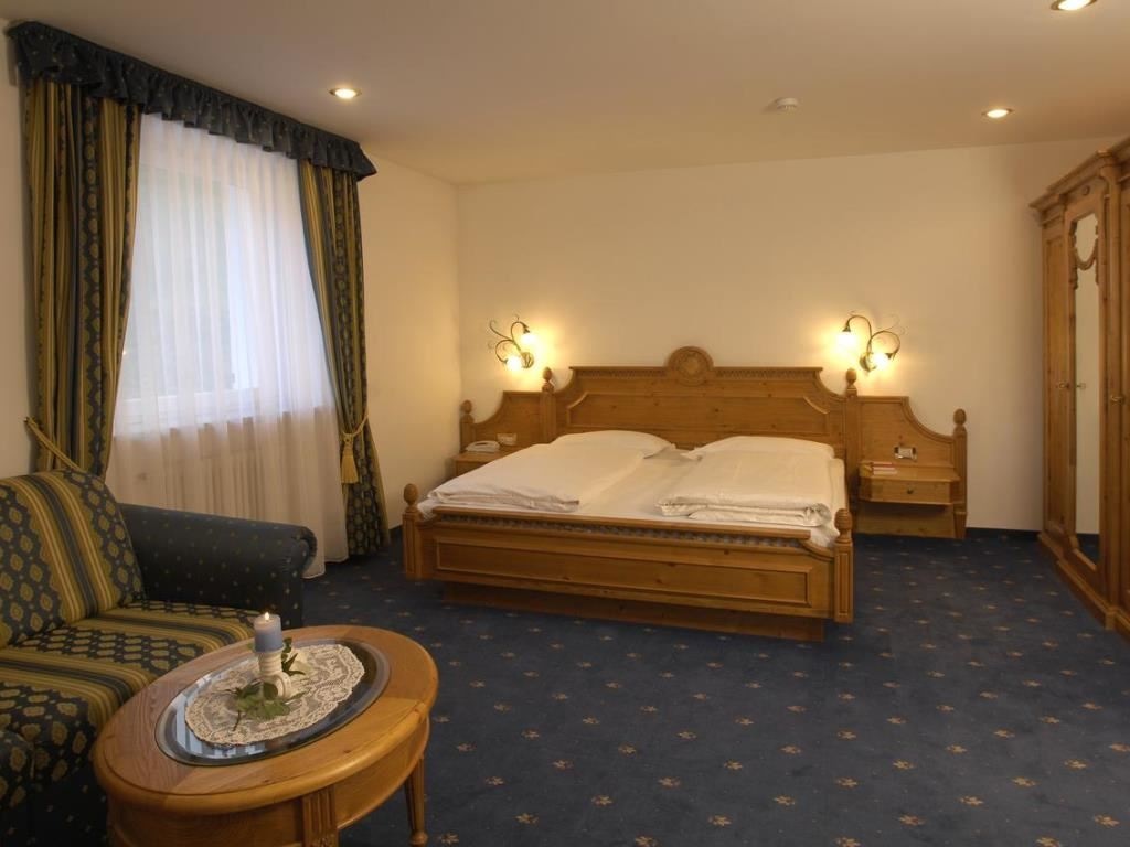 rooms-superior-double-room