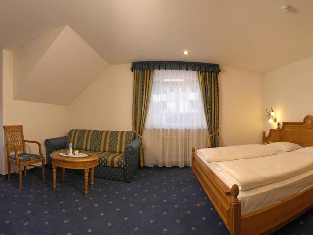 rooms-superior-double-room