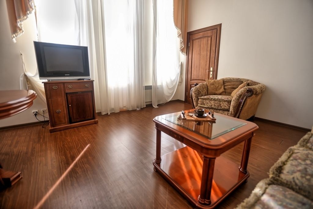 rooms-suite-presidential