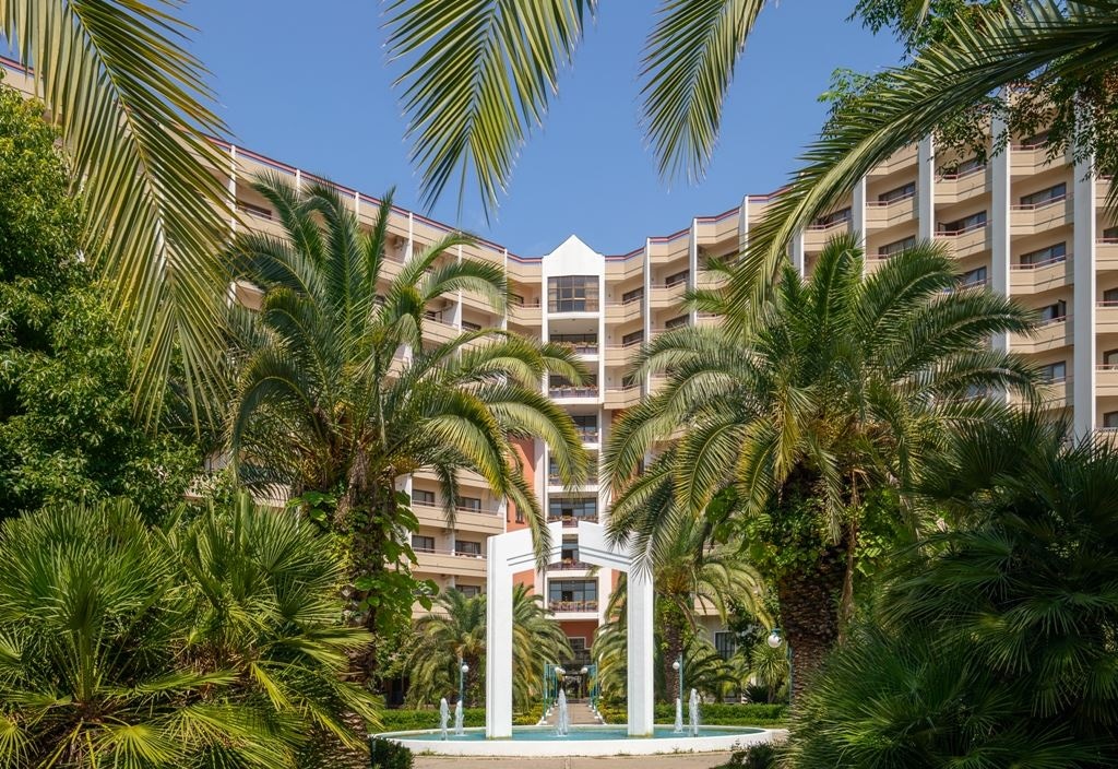 general-main-building