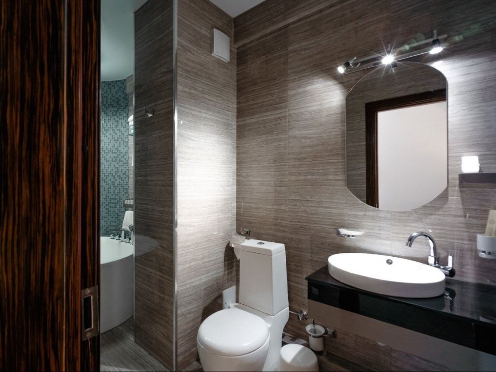 rooms-suite-with-balcony