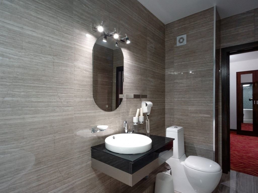 rooms-de-luxe-pool-view