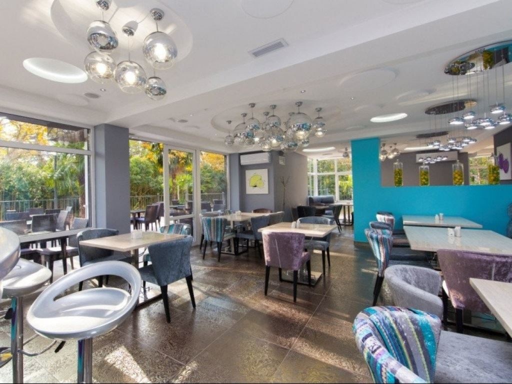 restaurants-restoran