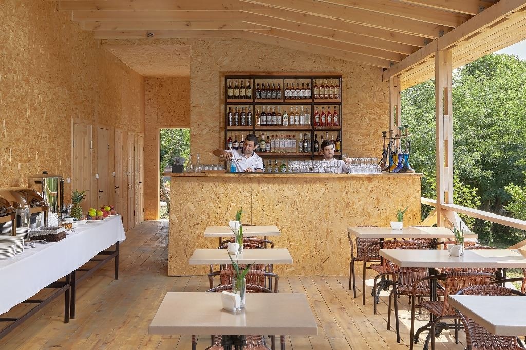 restaurants-restoran