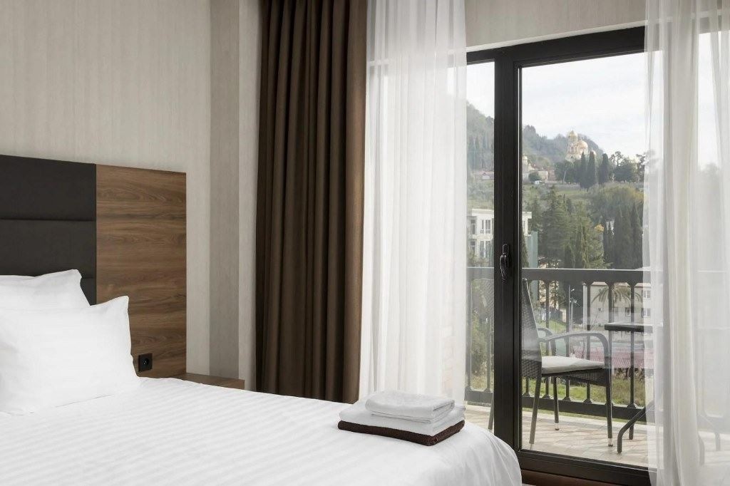 rooms-delux-with-balcony