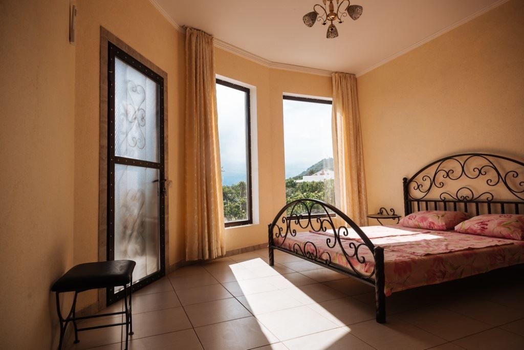 rooms-standart-balcony