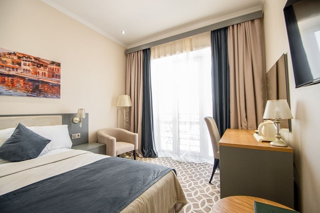 rooms-standart-with-balcony