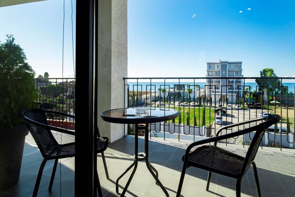 rooms-standart-balcony-sea-corp-2