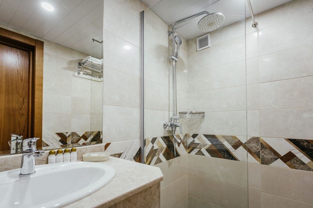 rooms-standart-superior-balcony-side-sea-view