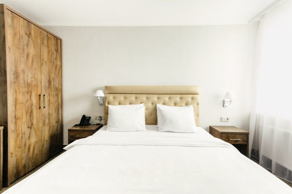 rooms-standart-no-balcony-park-view