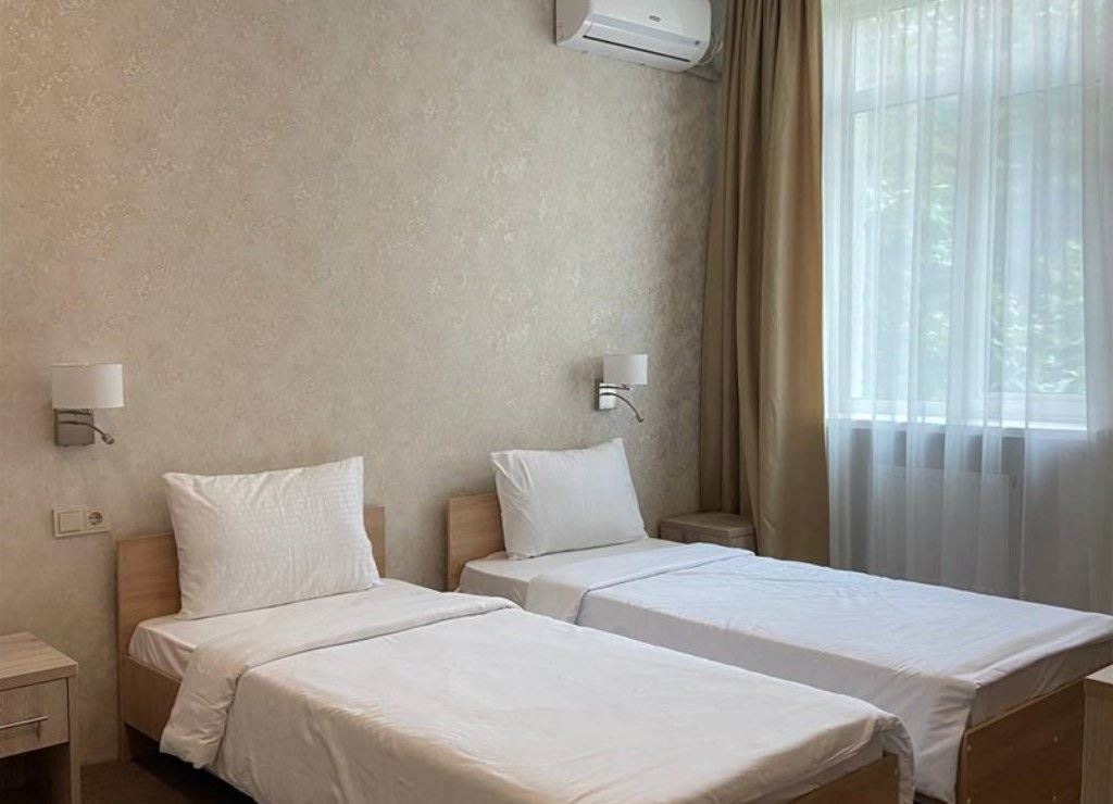 rooms-suite-3-rooms-without-balcony-park-view