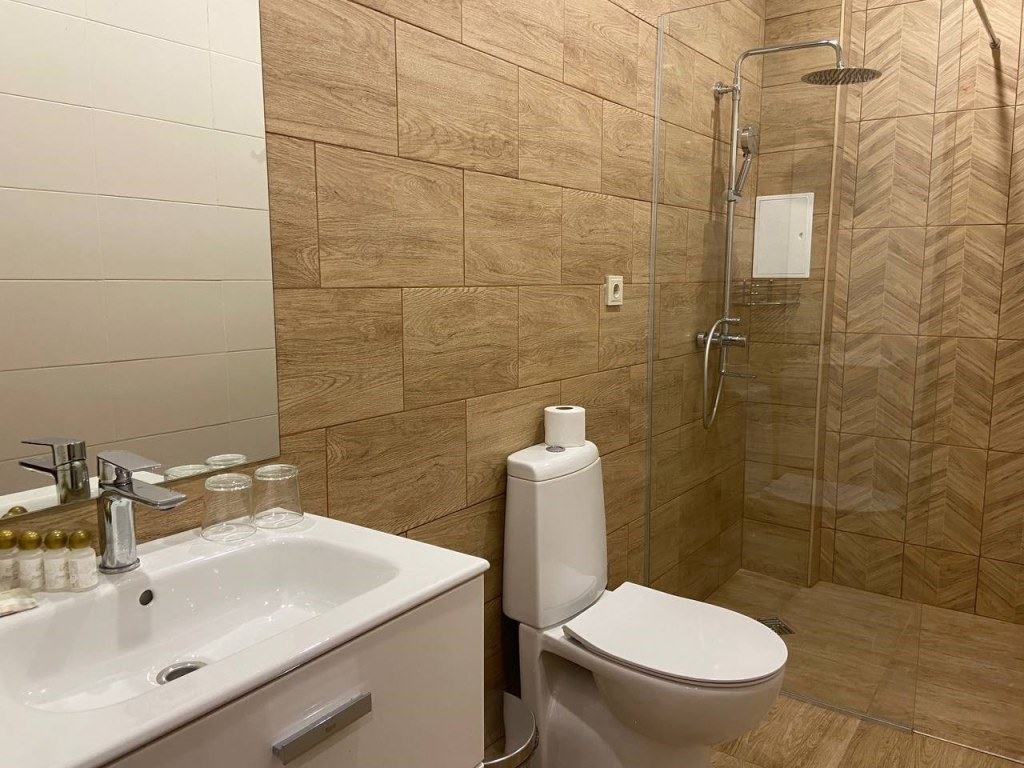 rooms-suite-3-rooms-without-balcony-park-view