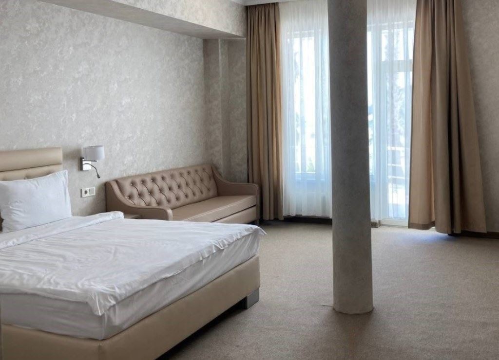 rooms-superior-balcony-sea-side