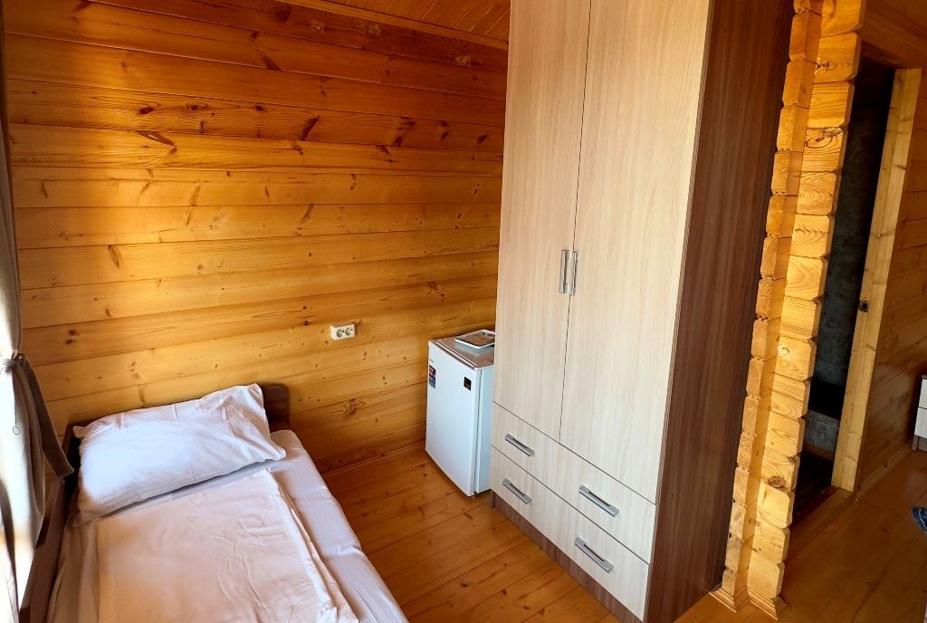 rooms-eco-house