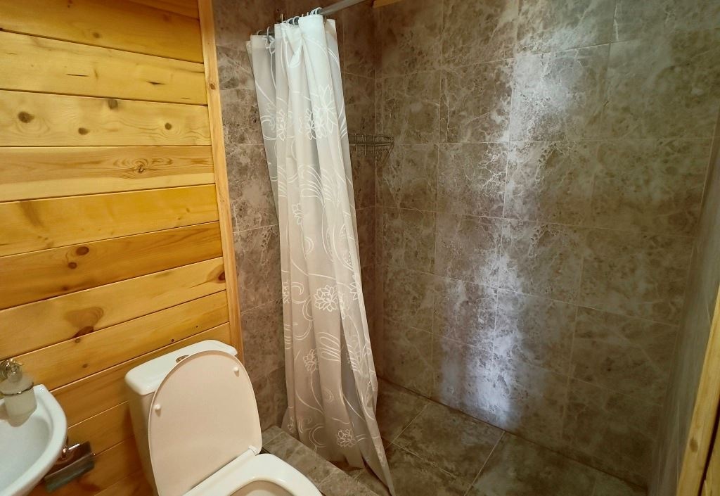 rooms-eco-house