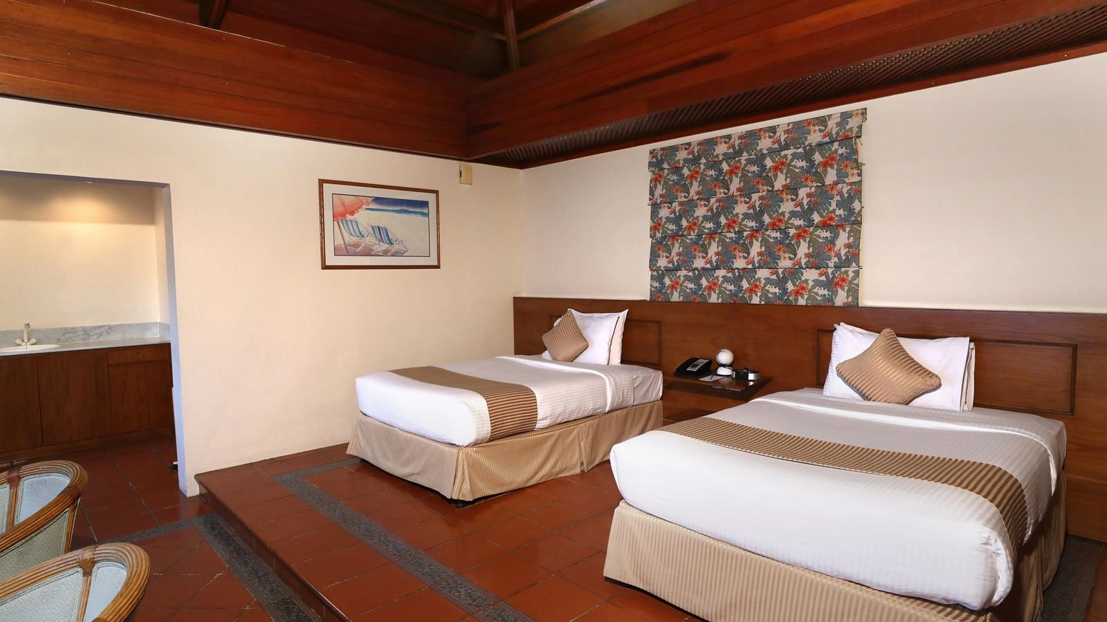 rooms-queentwin-cabana