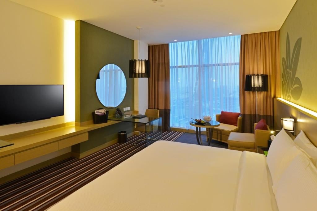 rooms-guest-room-with-lounge