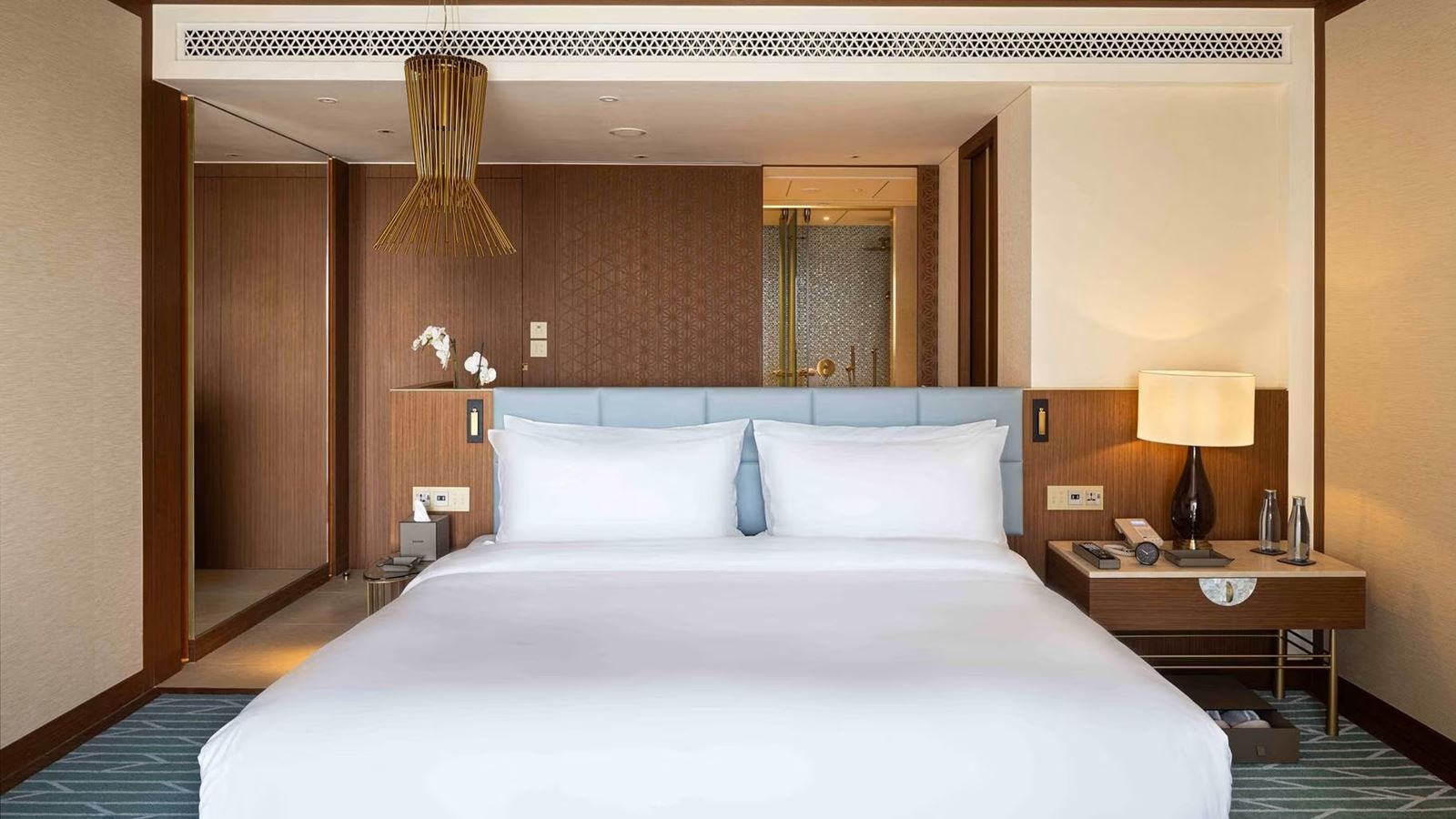 rooms-ocean-deluxe-room