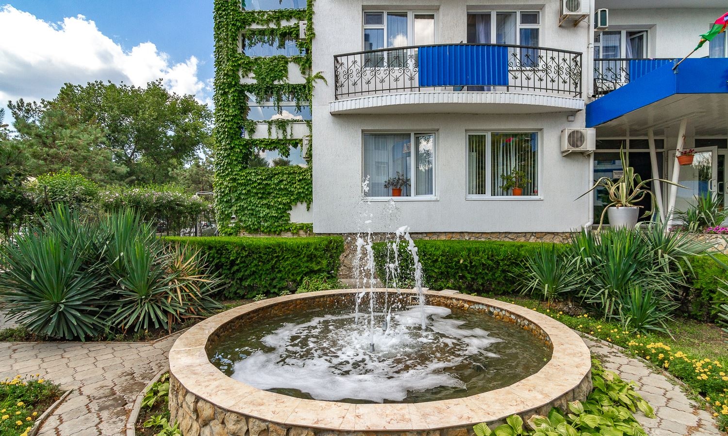 general-main-building