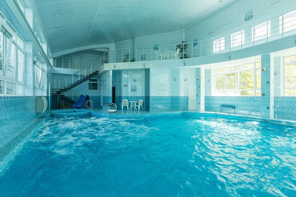 pools-indoor-pool