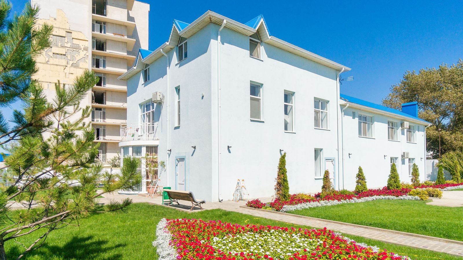 general-main-building