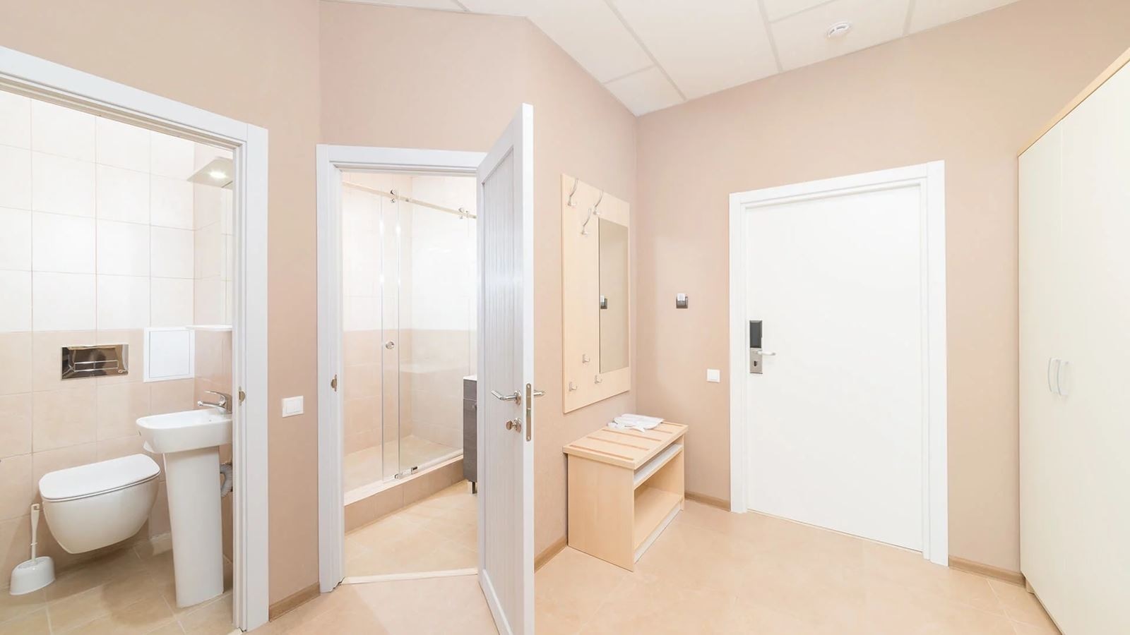 rooms-4местные--3комнатные-апартамент-корпус-4