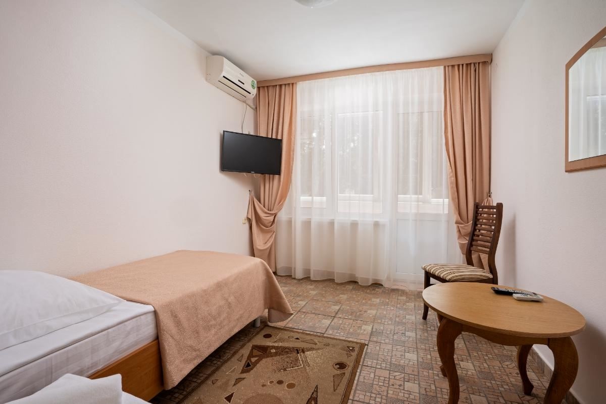 rooms-room-standard-typea