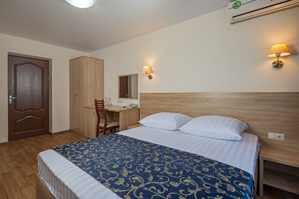 rooms-room-standard-typed