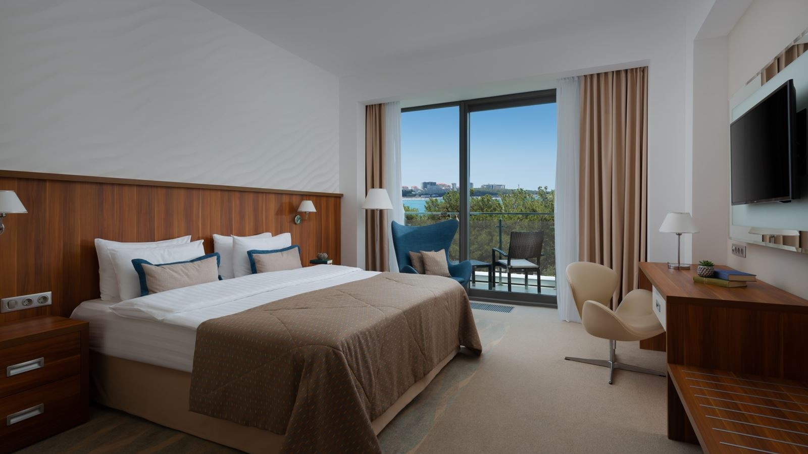 rooms-делюкс-с-видом-на-горы-корпус-1