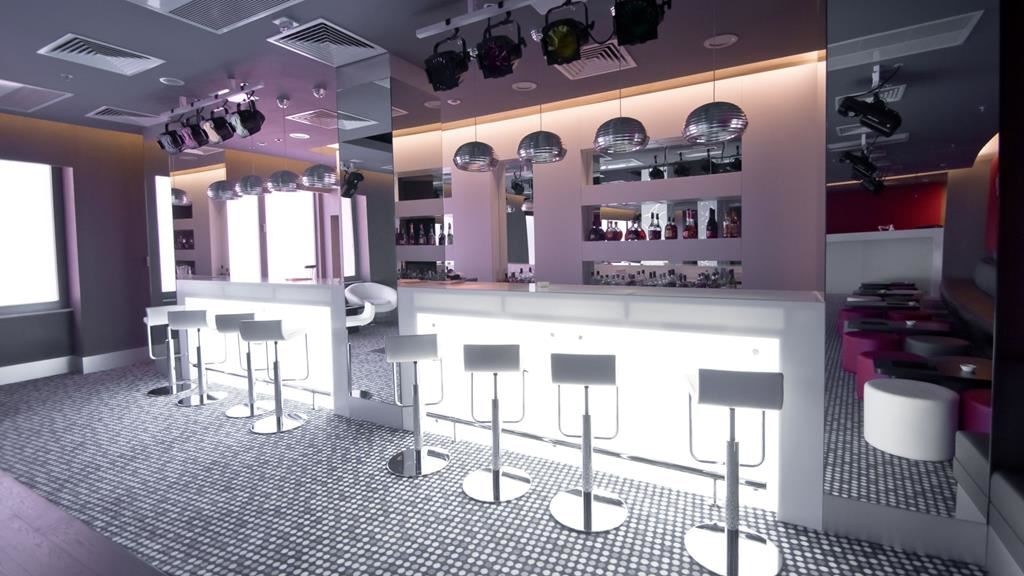 bars-караокебар-white--white