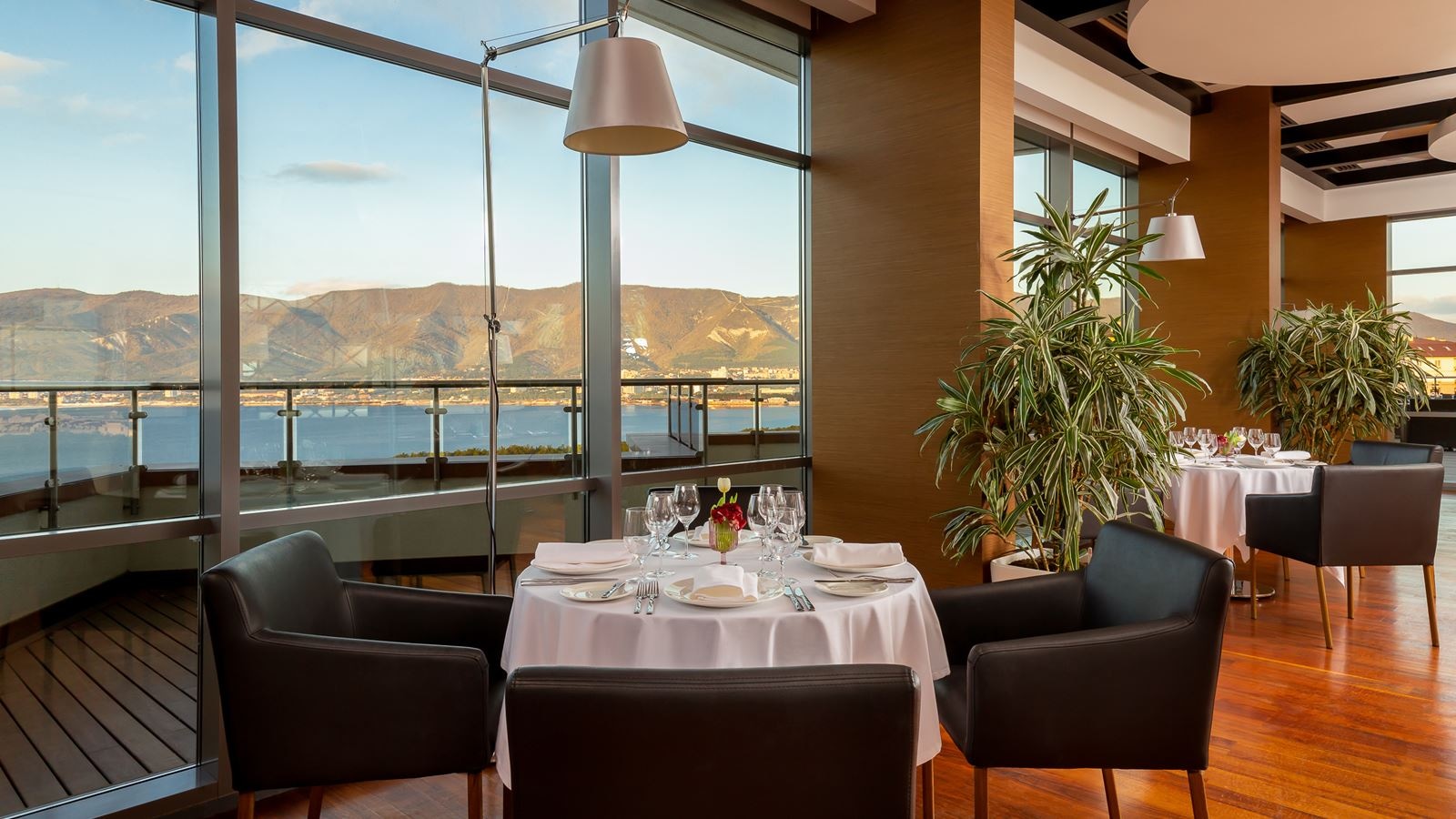 restaurants-панорамный-ресторан-фьюжн