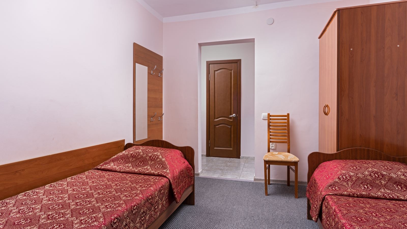 rooms-2-room-standard-building-4