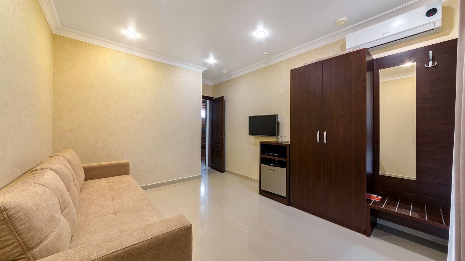 rooms-люкс-двухкомнатный-семейный