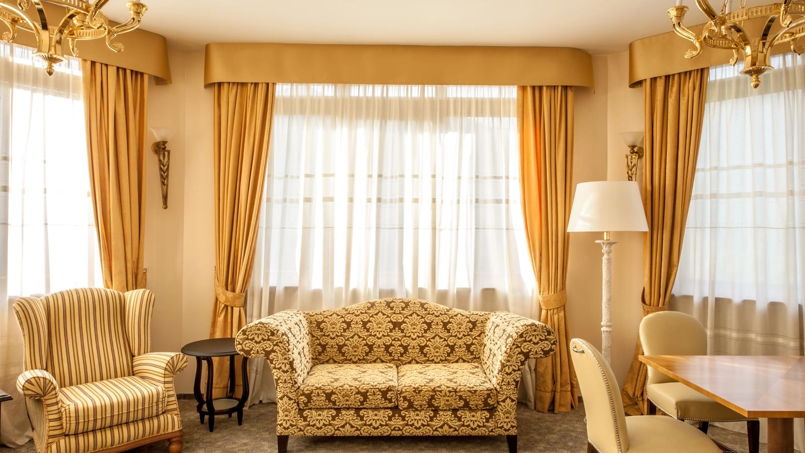 rooms-suite-panorama