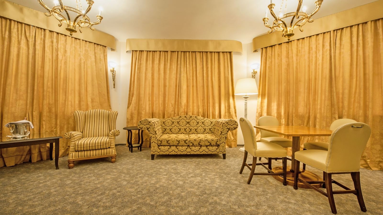 rooms-suite-panorama