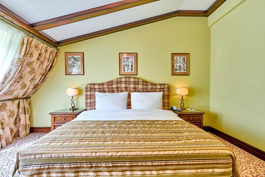 rooms-delux-dbl-mansarda