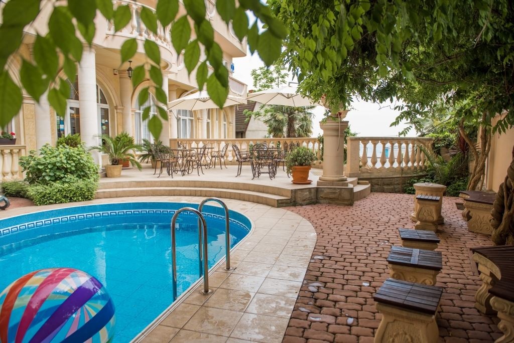 general-main-building